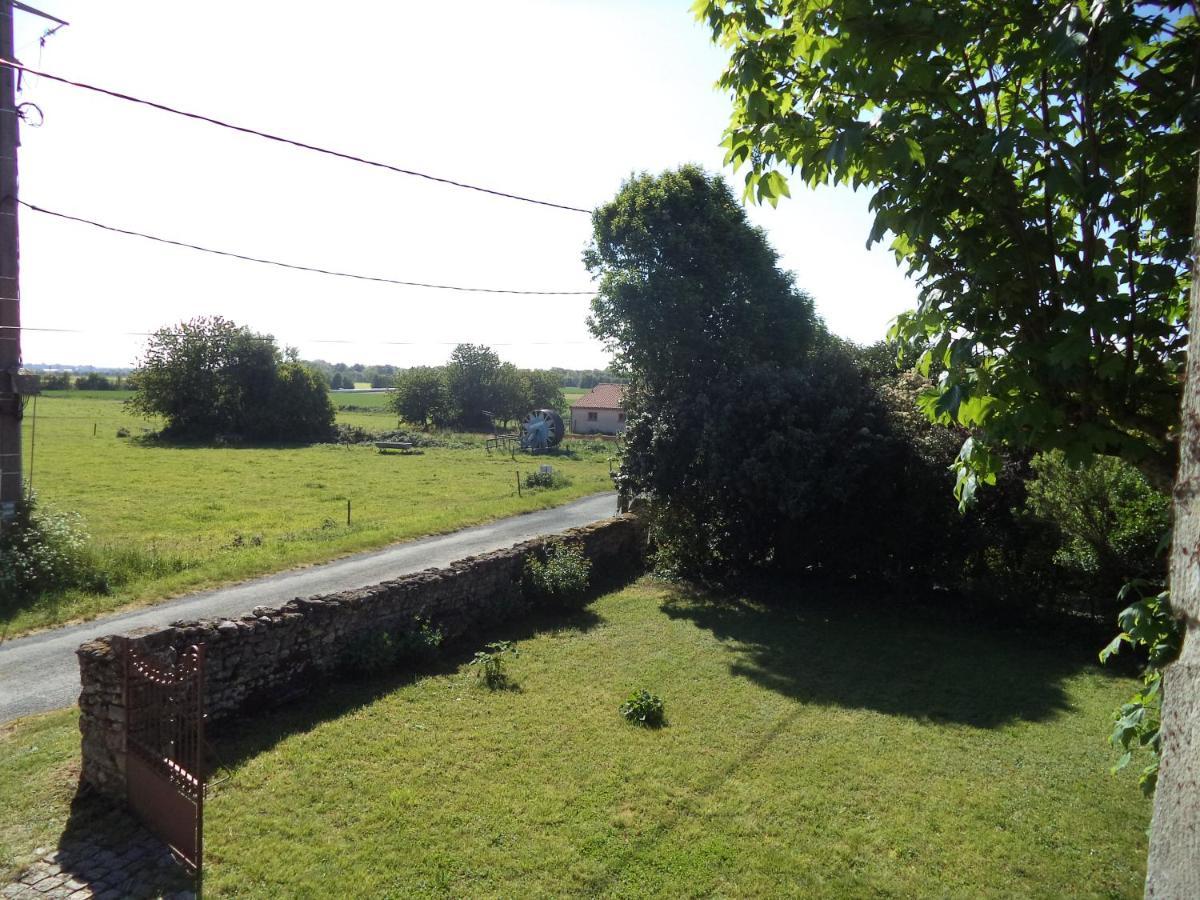Traditional Charentais Cottage In Countryside 25 Minutes From Royan Balanzac Екстер'єр фото